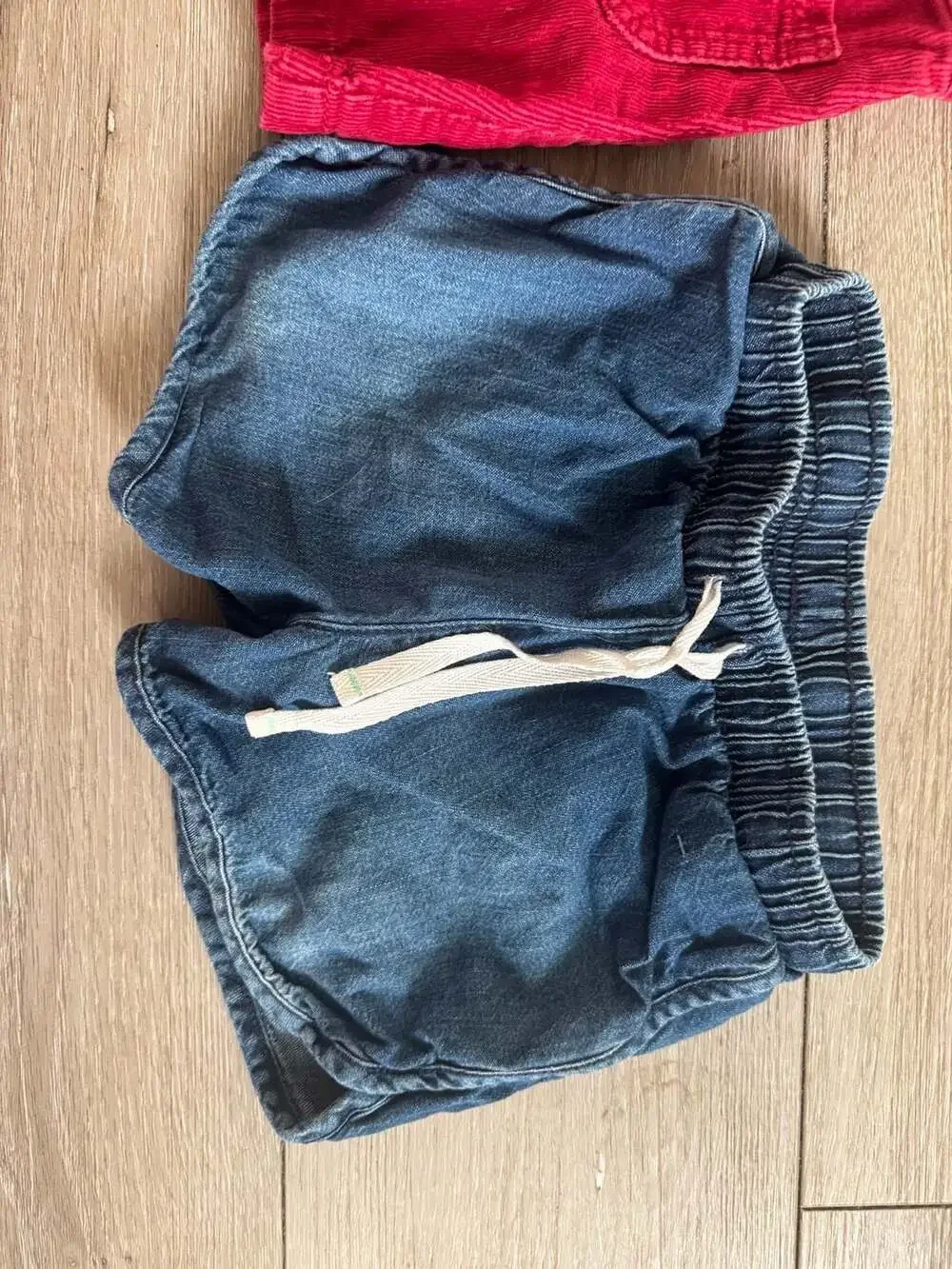 5T bundle lot 4 pieces girls skirt, shorts and tshirt